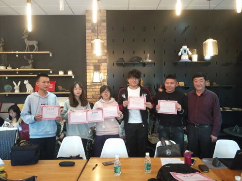 設計與藝術(shù)學院舉辦紅色文化服務設計課程匯報會